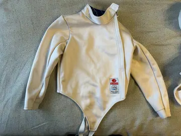 JL Fencing Shanghai куртка для фехтования, для правши. Размер 44.